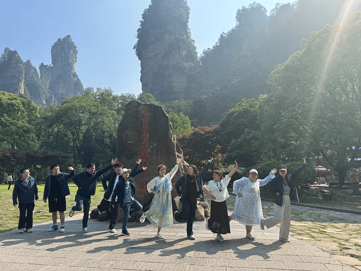 Hiplastics Team Outing In HuNan插图3